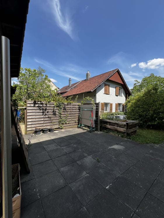 3.5-Zimmer-Wohnung in Sutz-Lattrigen mit direktem Gartensitzplatz 8