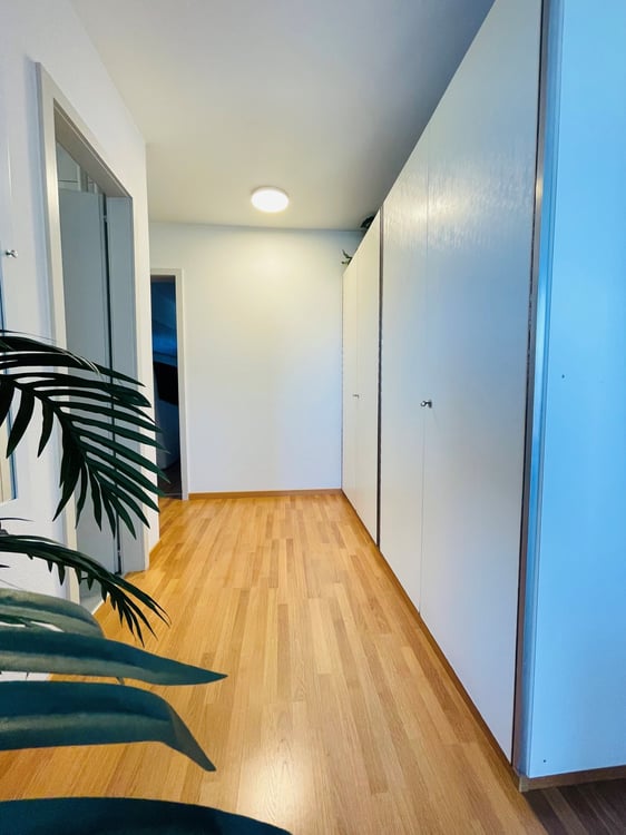 Ruhige 4-Zimmerwohnung in Arch 5