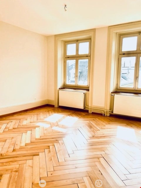 Charmante 3.5-Zimmer-Altbauwohnung an zentraler Lage 4