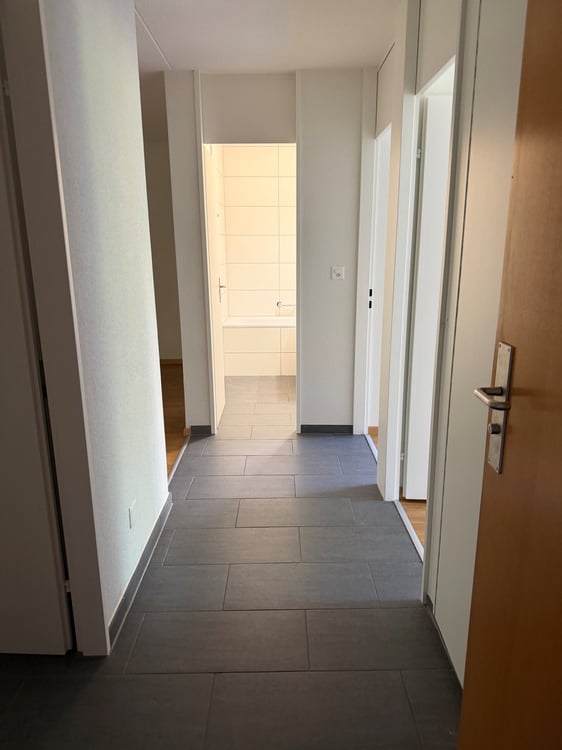 Helle 4.5-Zimmer-Wohnung im Erdgeschoss mit Gartensitzplatz 3