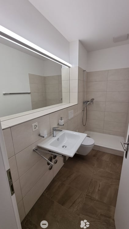 Modernes 1.5-Zimmer-Loft im 7. Stock mit Panoramablick in Biel/Bienne 4