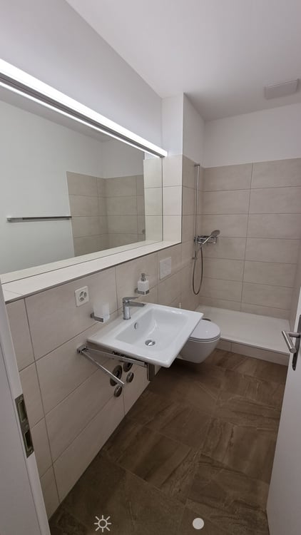 Modernes 1.5-Zimmer-Loft im 7. Stock mit Panoramablick in Biel/Bienne 4