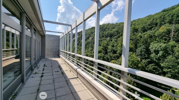 Modernes 1.5-Zimmer-Loft im 7. Stock mit Panoramablick in Biel/Bienne 6