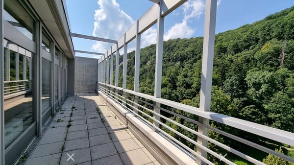 Modernes 1.5-Zimmer-Loft im 7. Stock mit Panoramablick in Biel/Bienne 6