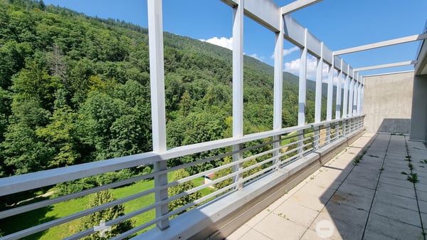 Modernes 1.5-Zimmer-Loft im 7. Stock mit Panoramablick in Biel/Bienne 5