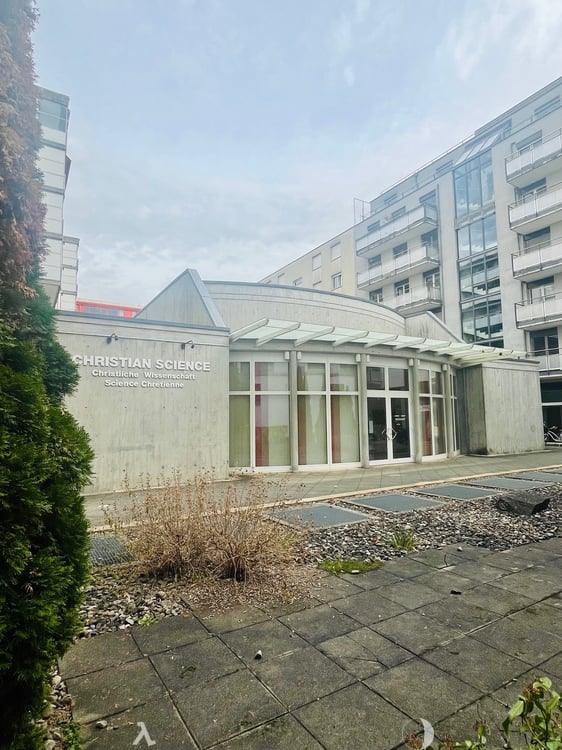 Versammlung- oder Hörsaal / Schulungs- oder Büroräumlichkeit an zentraler, ruhiger Lage in Biel 2