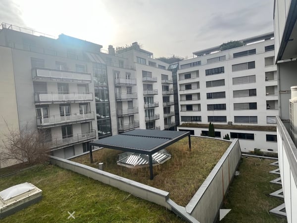 Versammlung- oder Hörsaal / Schulungs- oder Büroräumlichkeit an zentraler, ruhiger Lage in Biel 4