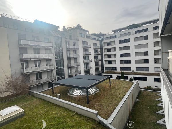 Versammlung- oder Hörsaal / Schulungs- oder Büroräumlichkeit an zentraler, ruhiger Lage in Biel 4
