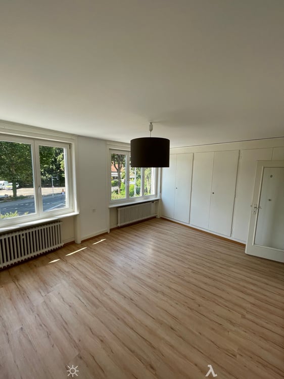 Appartement de 3.5 pièces au 1er étage avec 2 balcons 3