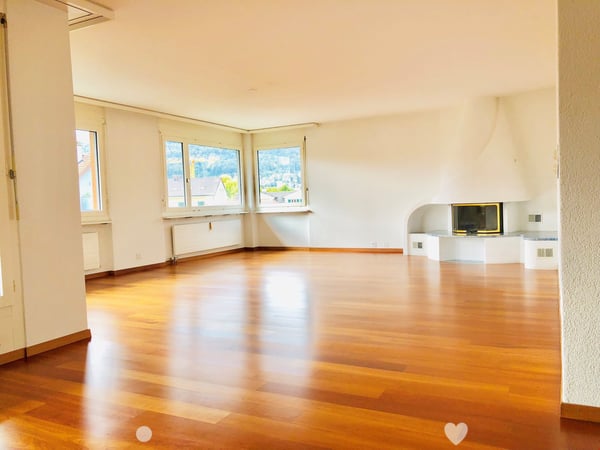 Grosse 3.5-Zimmereigentumswohnung 120 m2