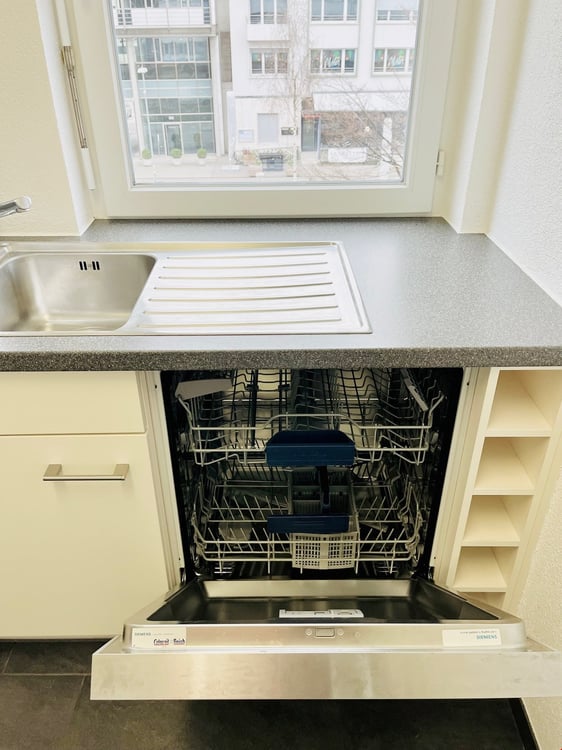 Biel, Oberer Quai 18: schöne 2.5-Zi-Wohnung zu vermieten 10