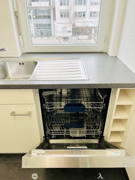Biel, Oberer Quai 18: schöne 2.5-Zi-Wohnung zu vermieten 5
