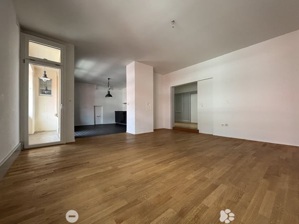 Grosszügige Loft mit separatem Schlafzimmer 4