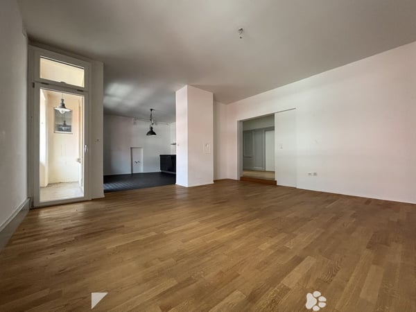 Grosszügige Loft mit separatem Schlafzimmer 4