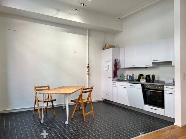 Grosszügiges Loft-Atelier / Büro an zentraler Lage 5