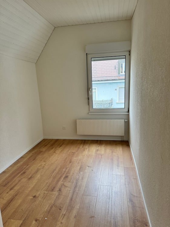 Renovierte 4.5-Zimmer-Duplex-Dachwohnung an zentraler Lage 5
