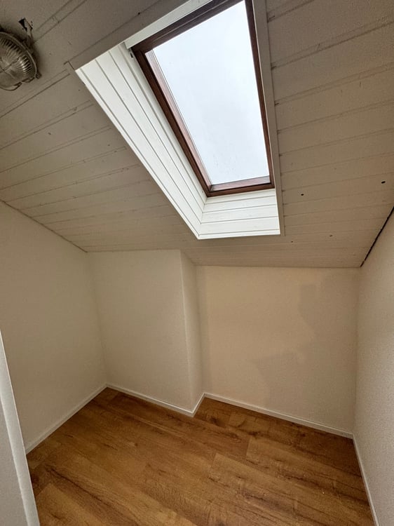 Renovierte 4.5-Zimmer-Duplex-Dachwohnung an zentraler Lage 7