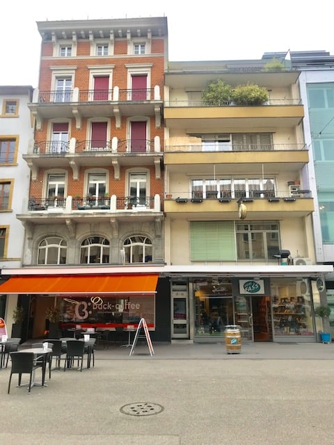 Charmantes Café Lokal an der Marktgasse 16/18 in Biel 8