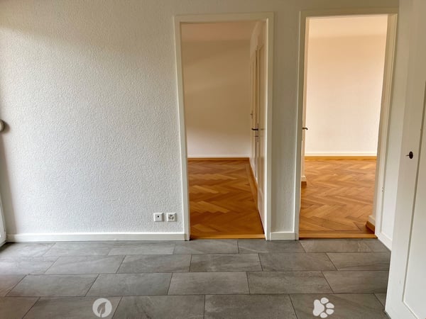 Biel, 1.5-Zimmer-Wohnung mit zwei Balkonen an Aarbergstrasse 86 3