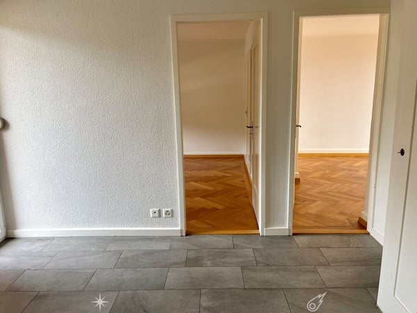 Biel, 2.5-Zimmer-Wohnung mit zwei Balkonen an Aarbergstrasse 86 3