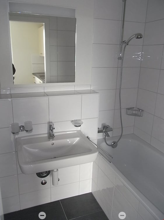 Moderne 2.5-Zi-Wohnung zu vermieten 5