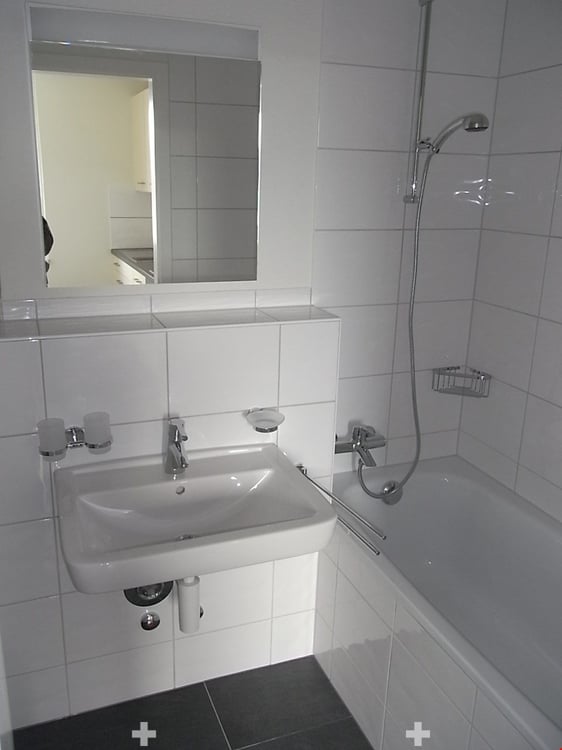 Moderne 2.5-Zi-Wohnung zu vermieten 5