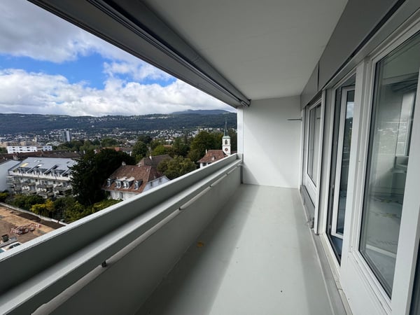 Komplett sanierte 3.5-Zimmerwohnung 8