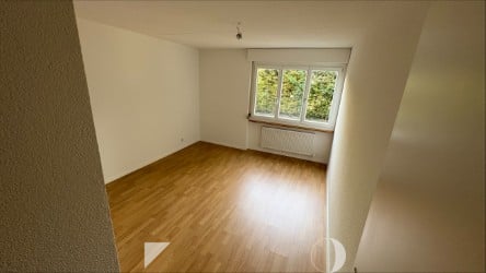 Helle 4.5-Zimmer-Wohnung im Erdgeschoss mit Gartensitzplatz 4