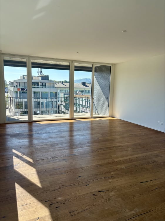 Exklusive und moderne 2.5-Zimmer-Wohnung mit Seenähe in Nidau 4