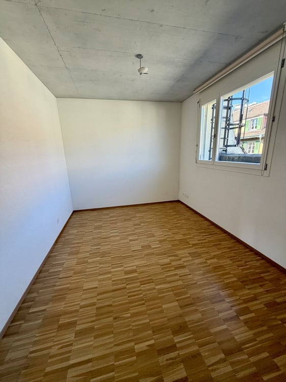 3.5-Zimmer-Attikawohnung im Stadtzentrum von Biel zu vermieten 8