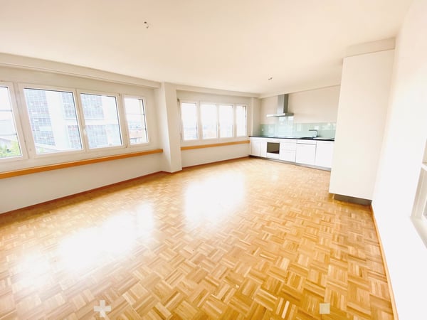 4.5-Zimmerwohnung an zentraler Lage 2