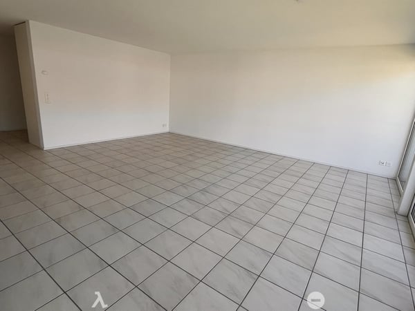 Helle 4-Zimmer-Wohnung mit Balkon und moderner Ausstattung in Biel 4