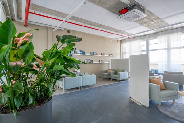 333 m2 Büroflächen (Zwischengeschosse) 6