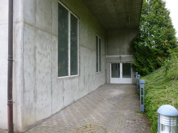 Bâtiment expédition les 2 salles de conférences à l''expeédition Moudon 1