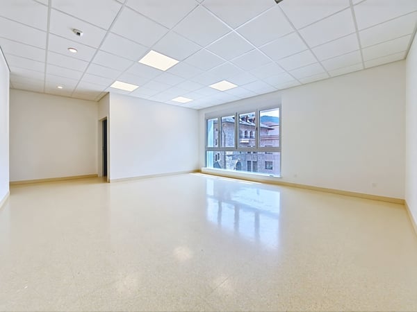 Sion, bureaux ou cabinet, idéal pour une clinique médicale au centre-ville 2