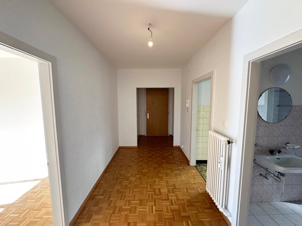 Sierre, appartement de 1.5 pièces avec terrasse à deux pas du centre 4