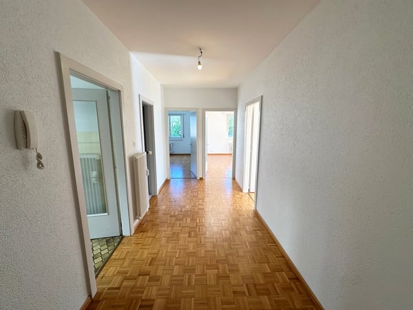 Sierre, appartement de 1.5 pièces avec terrasse à deux pas du centre 3