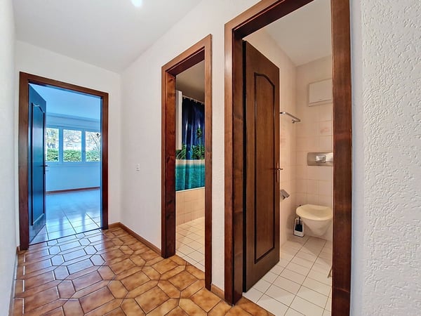 ion, appartement 1.5 pièces au rez avec jardin et place de parc intérieure 11