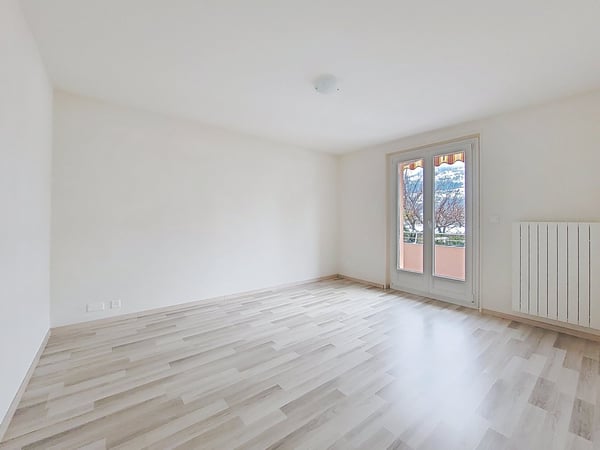 Sion, appartement de 1.5 pièces moderne de 17 m2 avec balcon au sud et place de parc 9