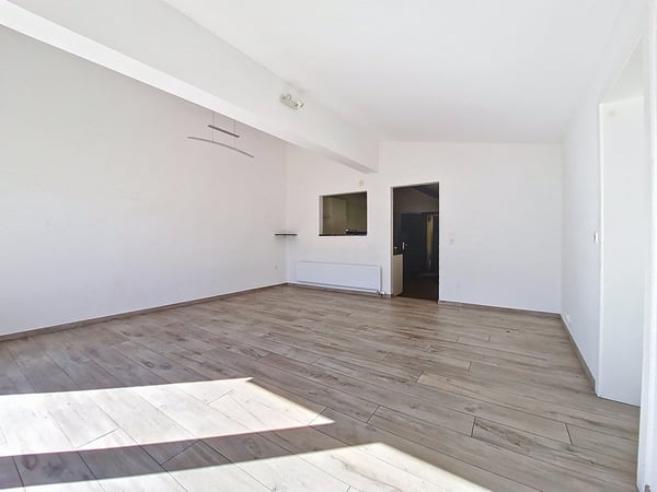 Flanthey – Charmante villa 1.5 pièces avec terrasse, pelouse et garage double 11