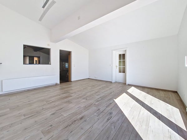 Flanthey – Charmante villa 1.5 pièces avec terrasse, pelouse et garage double 12