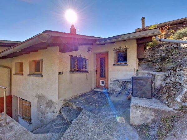 Flanthey – Charmante villa 1.5 pièces avec terrasse, pelouse et garage double 9