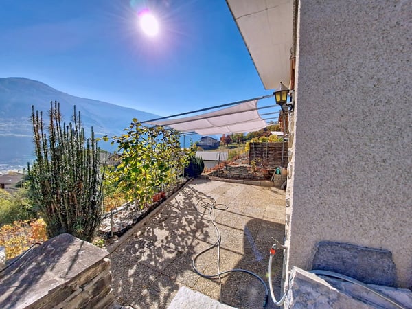 Flanthey – Charmante villa 1.5 pièces avec terrasse, pelouse et garage double 8