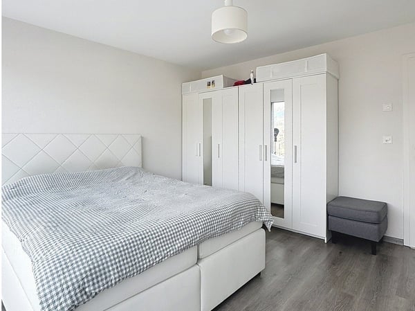 Sion/Salins, charmant appartement de 1.5 pièces de 20m2 avec terrasse et pelouse privative de 64m2 6