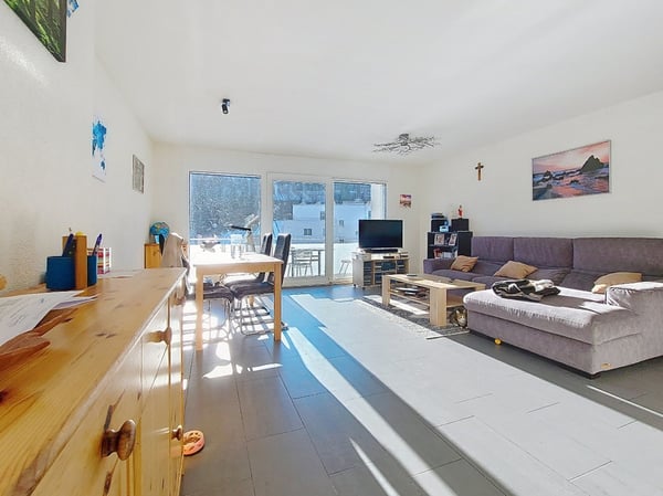 Sion/Pont-de-la-Morge, bel appartement de 1.5 pièces de 120 m2 avec balcon et 2 places de parc 2