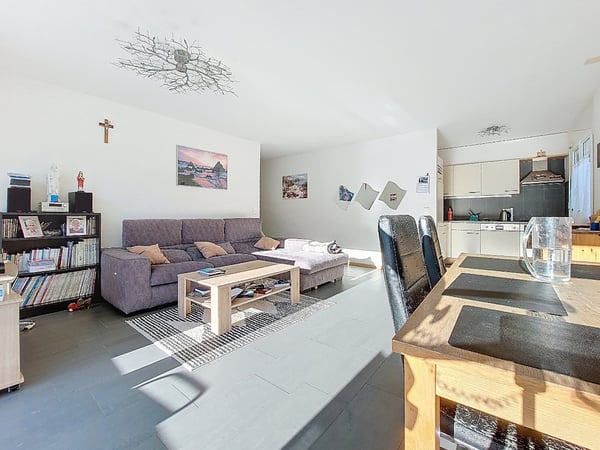 Sion/Pont-de-la-Morge, bel appartement de 1.5 pièces de 120 m2 avec balcon et 2 places de parc 4