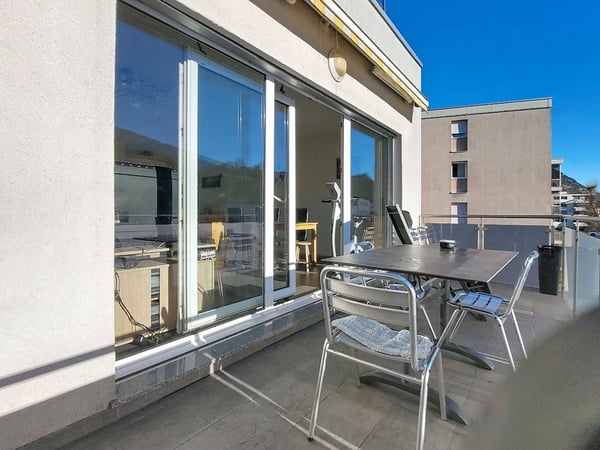 Sion/Pont-de-la-Morge, bel appartement de 1.5 pièces de 120 m2 avec balcon et 2 places de parc 9
