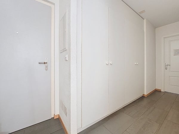 Sion/Pont-de-la-Morge, bel appartement de 1.5 pièces de 120 m2 avec balcon et 2 places de parc 18