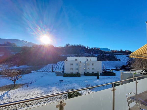 Sion/Pont-de-la-Morge, bel appartement de 1.5 pièces de 120 m2 avec balcon et 2 places de parc 20