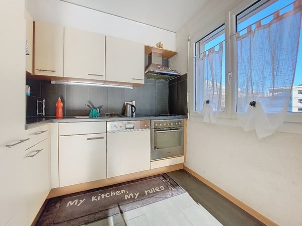 Sion/Pont-de-la-Morge, bel appartement de 1.5 pièces de 120 m2 avec balcon et 2 places de parc 6